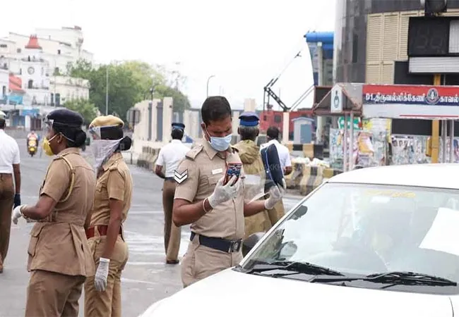 tamilnadu lockdown police vehicles peoples 